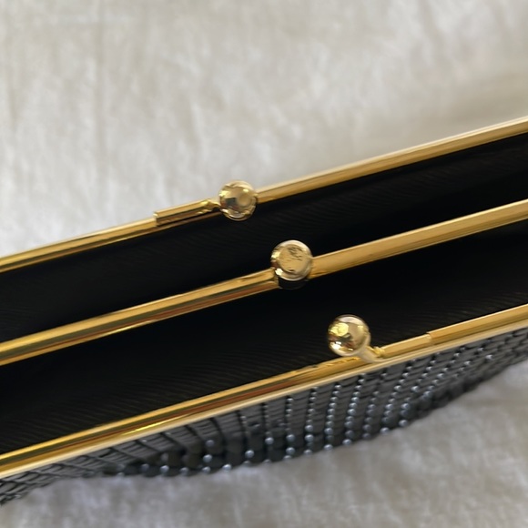 Black Chain Mail Clutch - Picture 4 of 9